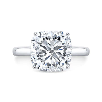 Choosing the Ideal Carat Weight for Your Diamond Engagement Ring