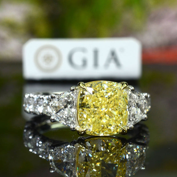 5 Ctw.  Canary Fancy Yellow Cushion, Half Moon & Round Cut Accent Ring VS1 GIA Certified