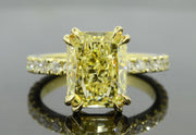 3.25 Ct Elongated Radiant Canary Fancy Light Yellow Engagement Ring VS1 GIA Certified