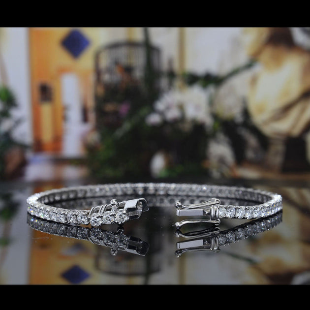 4 Carats Tennis Bracelet Natural Diamonds F,VS or G, SI1 - Image 4
