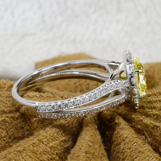 1.65 Ct. Canary Fancy Yellow Radiant Cut Diamond Engagement Ring VS1 GIA Certified