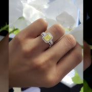 3.30 Ct Canary Fancy Light Yellow Radiant Cut Diamond Ring VS2 GIA Certified