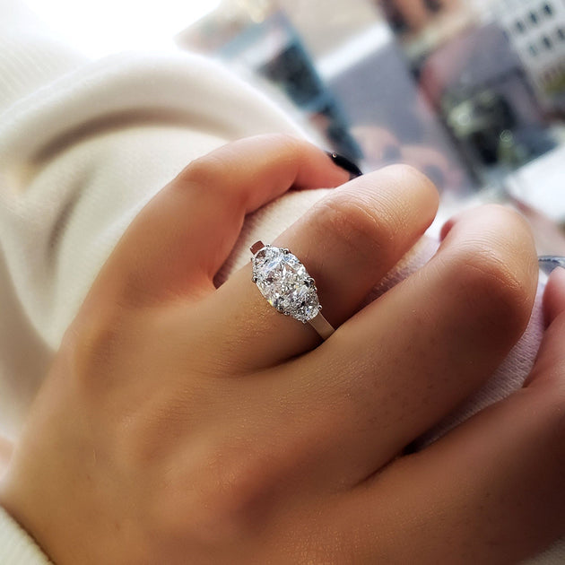 Stone Cushion Cut Diamond Ring I Color VS2 GIA - Main Image