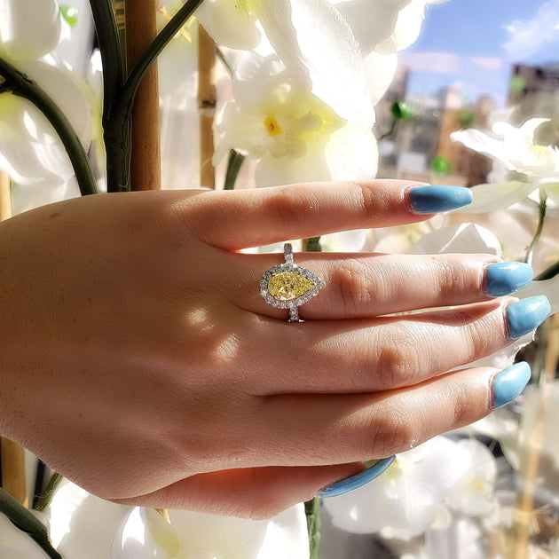 Fancy Yellow Pear Shaped Halo Diamond Ring 2.6 Ct VS2 GIA