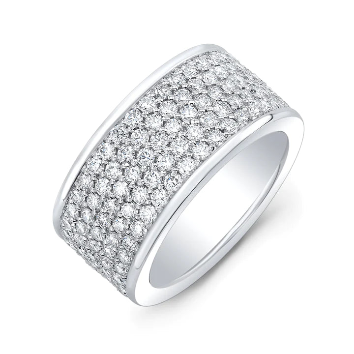 The ultimate guide to buying men's diamond rings