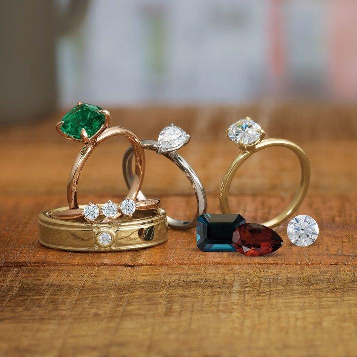 Solitaire engagement rings