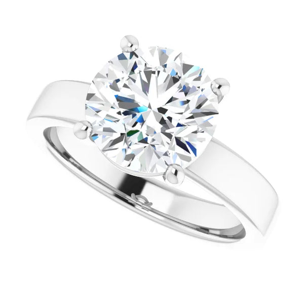 Round Cut Diamond Solitaire Engagement Ring in white gold