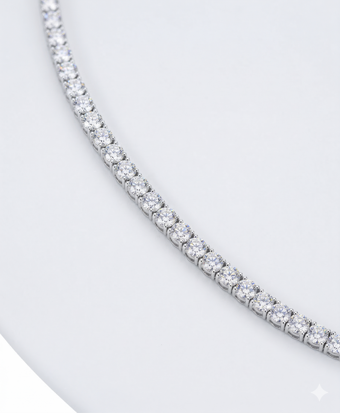 13.5 Carats Round Cut Diamond Tennis Necklace