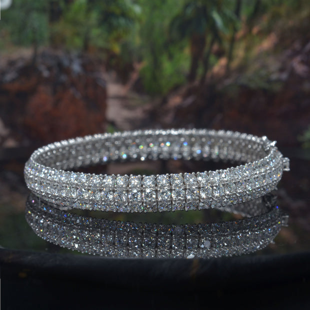 Lab Grown 3-Row Round Cut Tennis Bracelet (14 Ctw.)