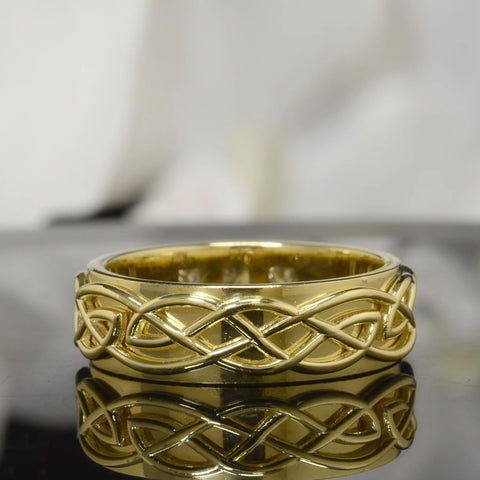 Lab Grown Men's 3-Stone Princess Cut Diamond Celtic Ring 6.65mm (1.00 Ctw)