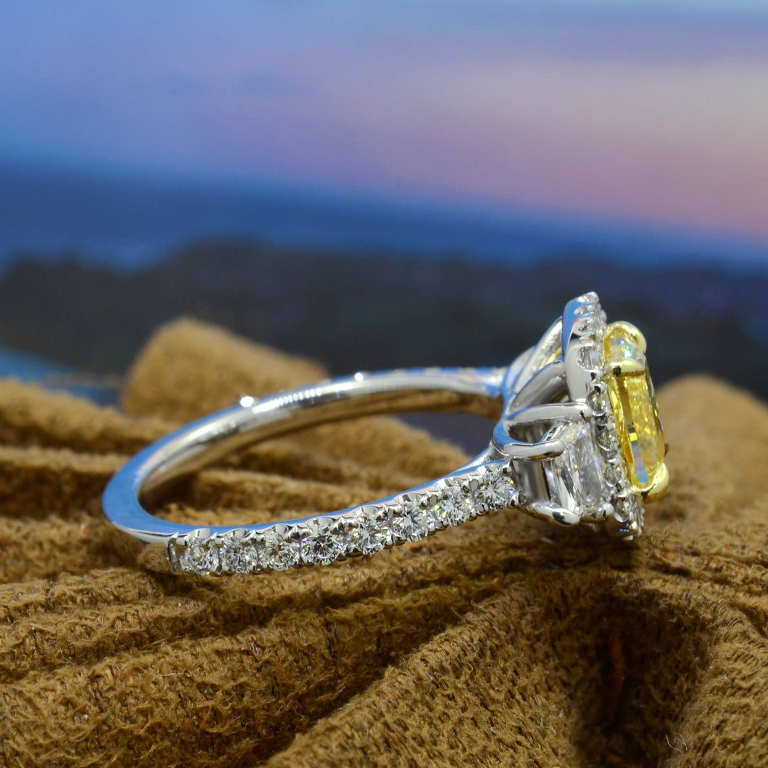 2.00 Ct Canary Fancy Yellow Cushion Halo & Trapezoids Diamond Ring VVS2 GIA Certified