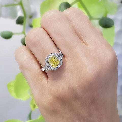 2.40 Ct Canary Fancy Yellow Cushion Halo & Trapezoids Diamond Ring VVS1 GIA Certified