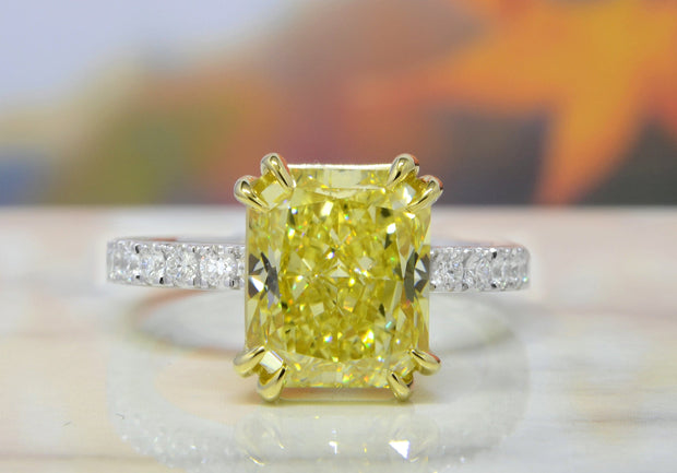 3.75 Ct. Radiant Cut Earth Mined Canary Fancy Yellow Diamond Ring VS2 GIA Certified