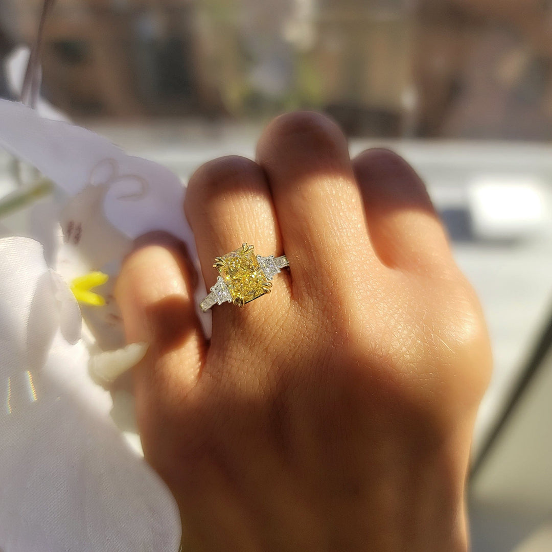 3.40 Ct. Canary Fancy Yellow Radiant Diamond Ring with Trapezoids VS2 GIA Certified