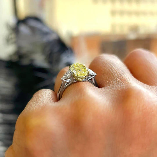 Lab Grown Yellow Oval Cut & Pear Shape 3-Stone Diamond Ring VVS2 IGI Certified