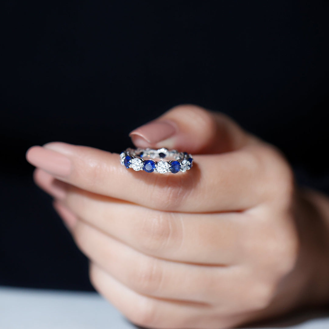 Eternity Round cut alternating blue sapphire