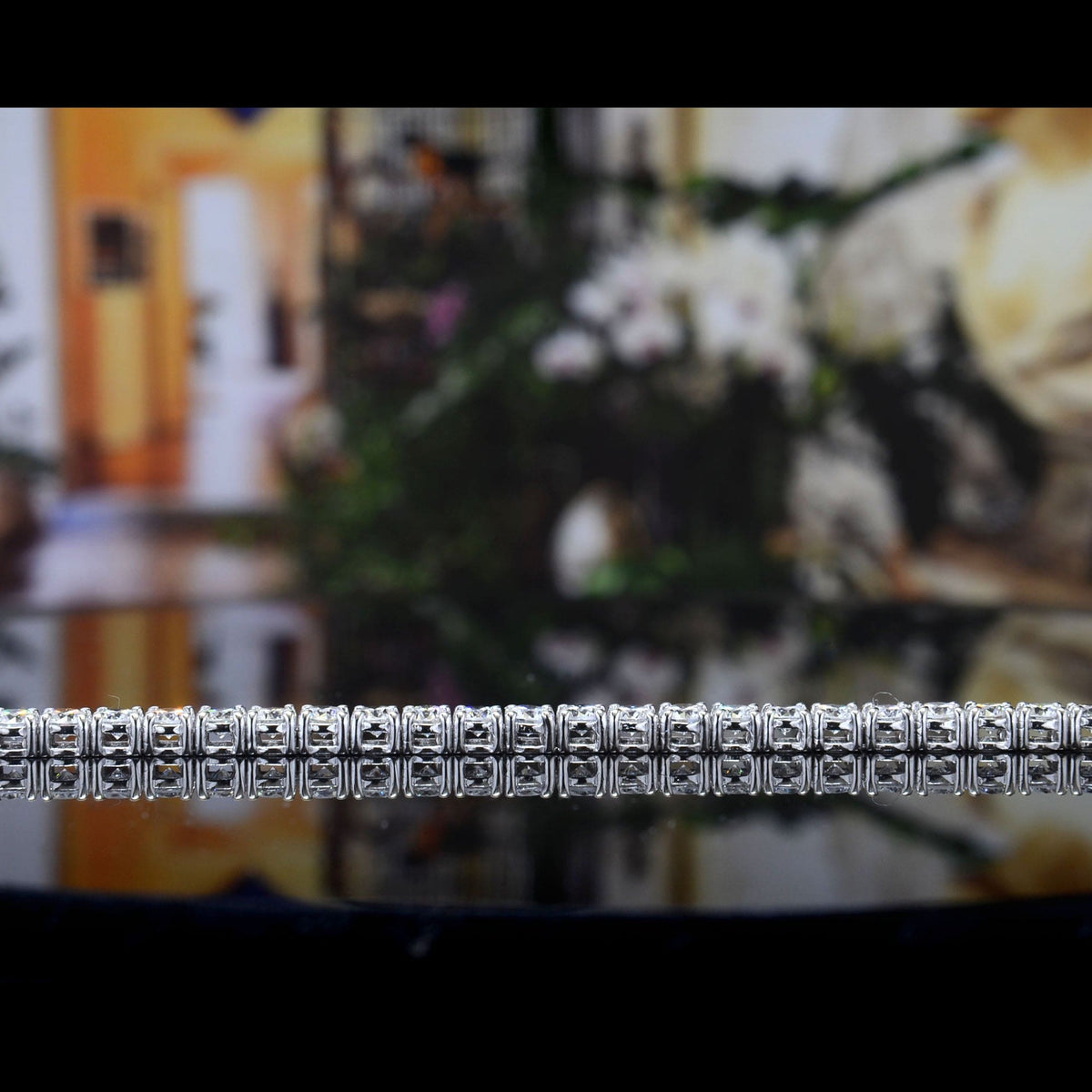 Tennis bracelet side view
