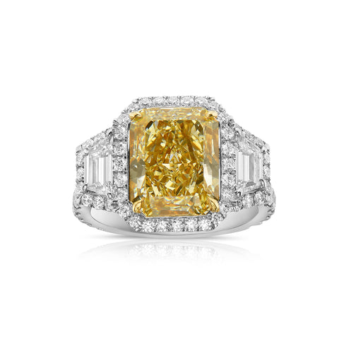 5.40 Ctw Fancy Light Yellow Radiant Cut & Trapezoid Halo Diamond Ring VVS2 GIA Certified