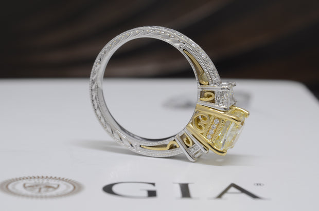 GIA  Yellow Elongated Radiant Cut & Trapezoids Diamond Ring Profile
