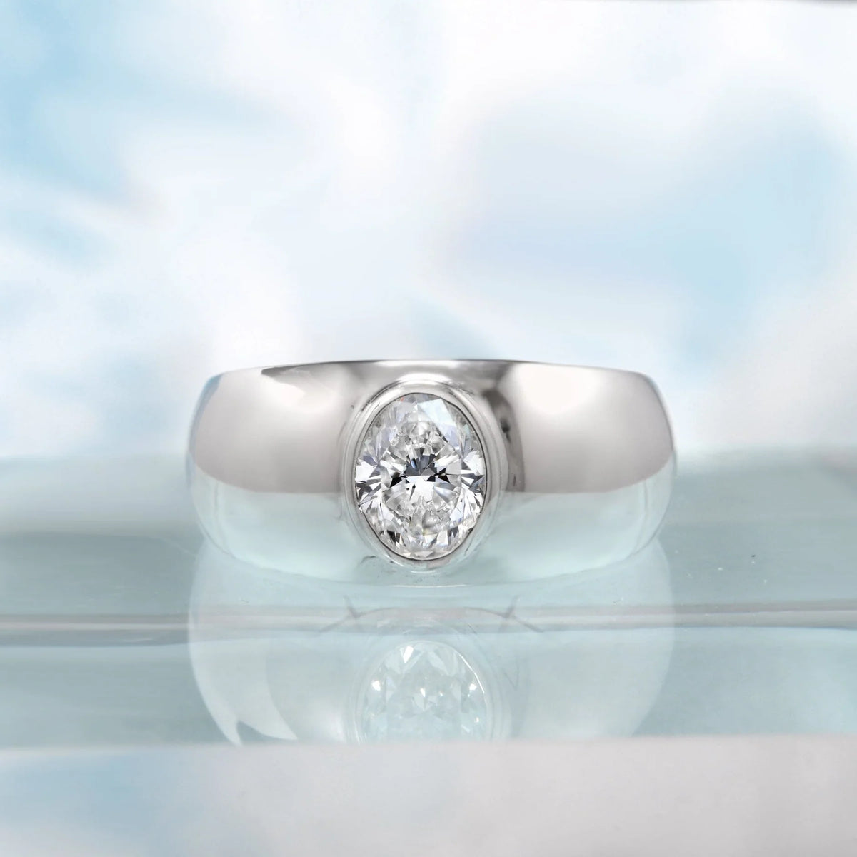 Lab grown men's bezel oval cut diamond ring igi certified