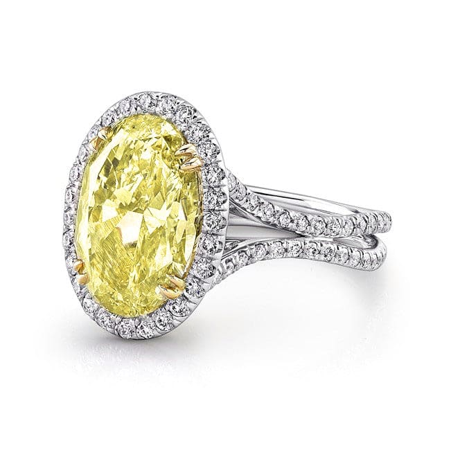 Lab grown yellow oval cut halo split shank diamond ring vvs2 igi certified