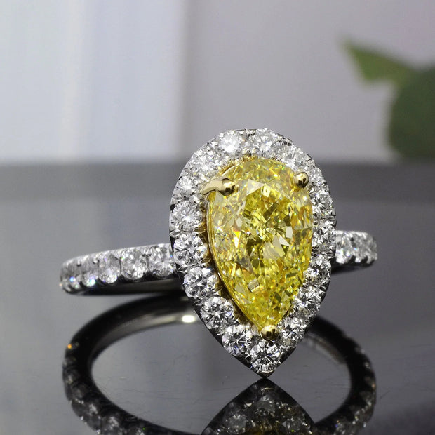 Lab Grown Yellow Pear Cut Halo Diamond Ring VVS2 IGI Certified