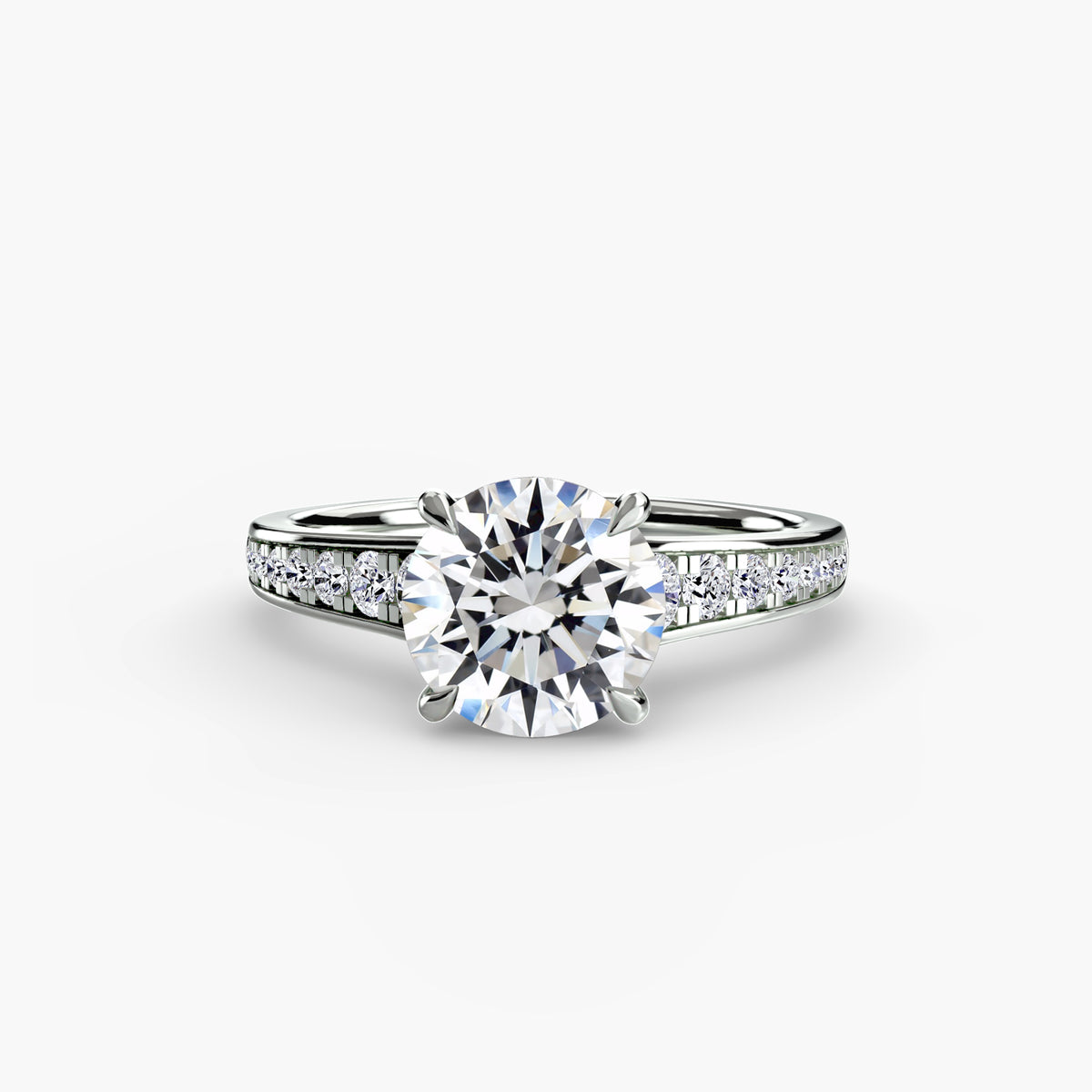 Solitaire with side diamonds graduated