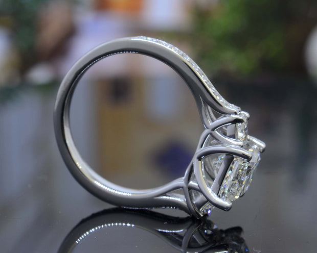 Princess Cut & Trapezoids Engagement Ring Side Profile
