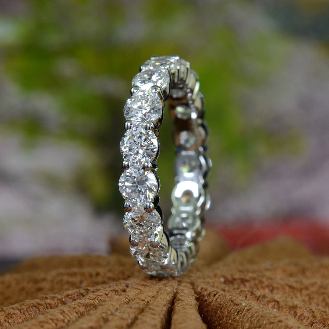 3 Ctw Round Cut Diamond Eternity Ring F-G Color VS1