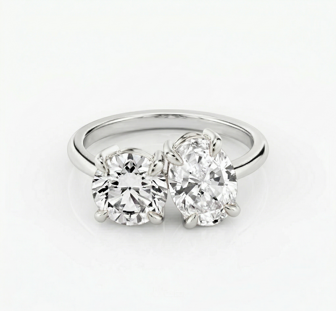 Lab Grown Toi et Moi Oval & Round Diamond Ring D,VVS1 IGI Certified