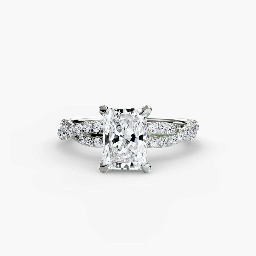 The Twisted Pavé Solitaire