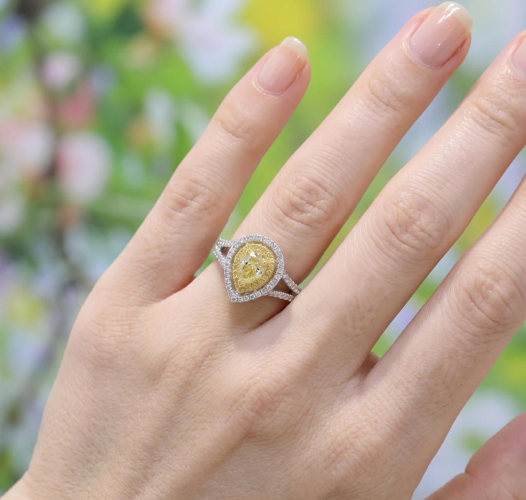 3.40 Ct Canary Fancy Yellow Pear Shaped Halo Engagement Ring VS1 GIA Certified