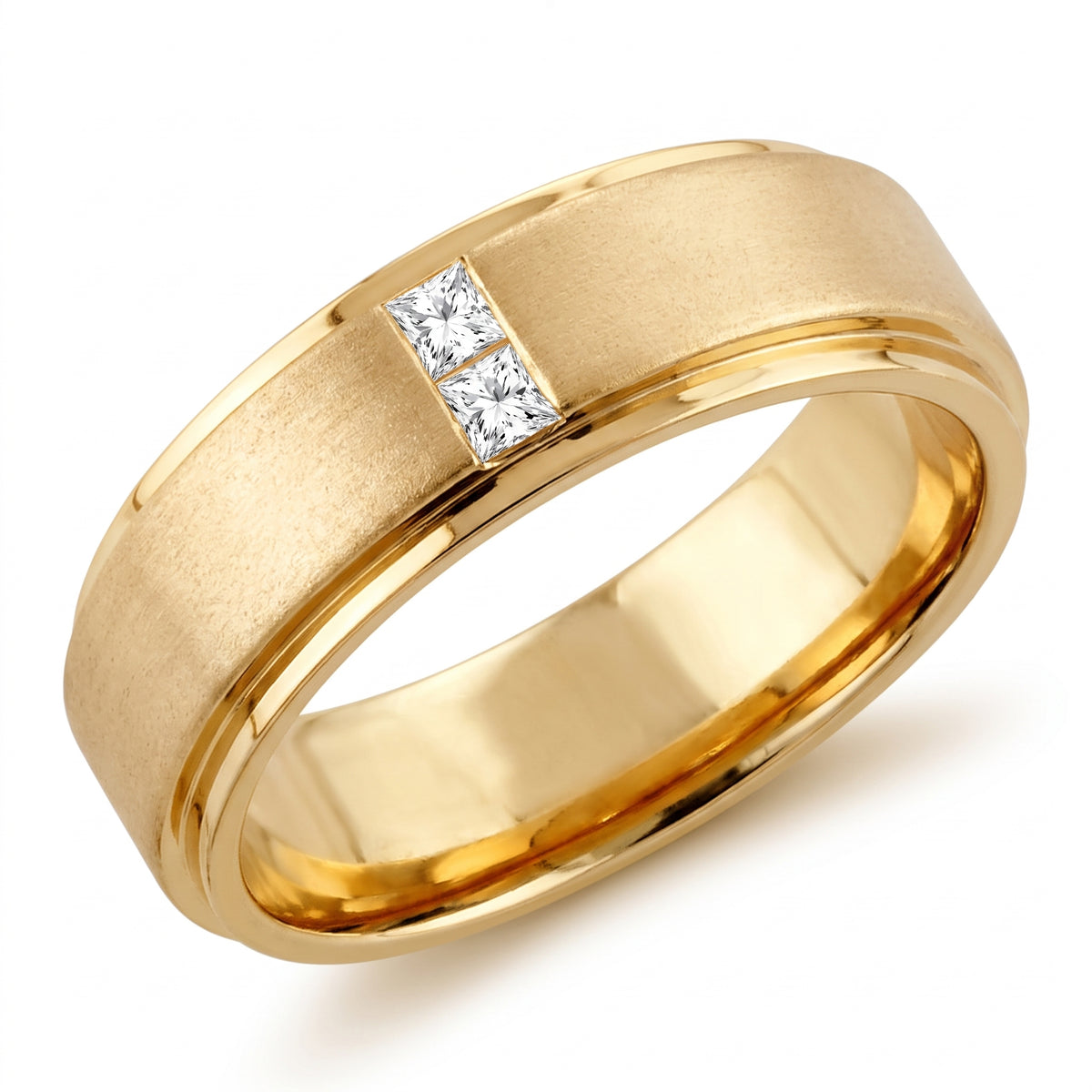 Yellow_gold_with_two_stone_princess_cut_diamond_band