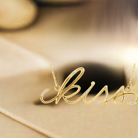 "Kiss" Expression Charm Pendant