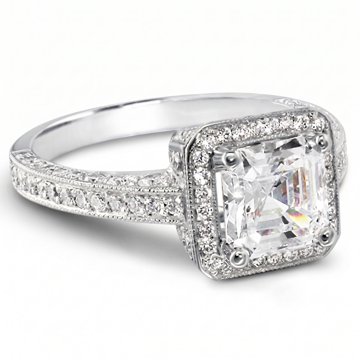 Halo_asscher_cut_diamond_ring_platinum