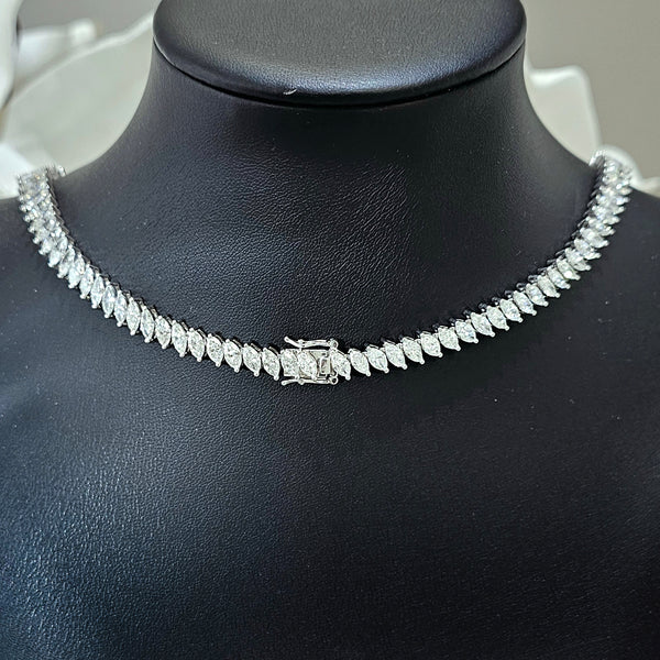 marquise graduated tennis necklace white gold back lock / clasp