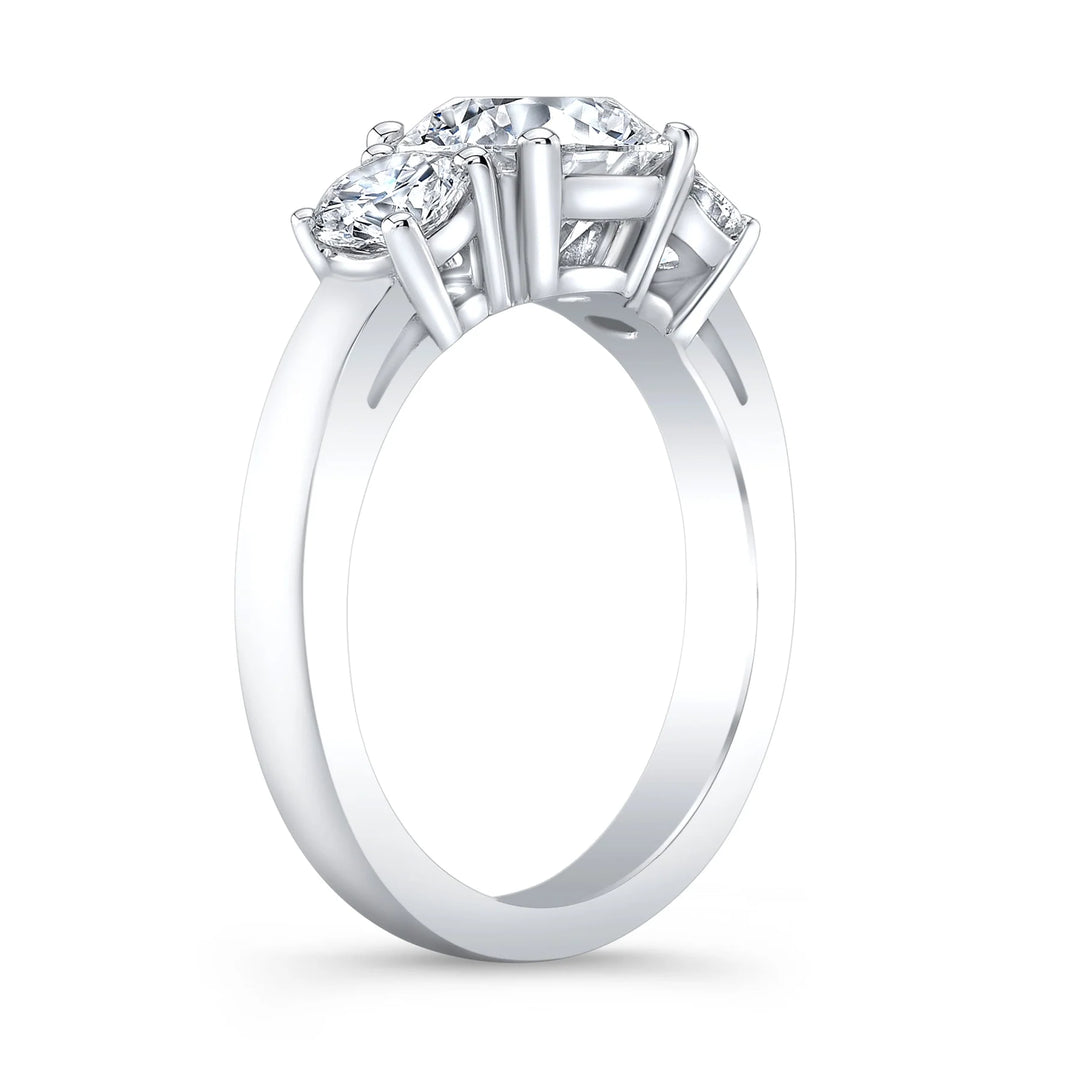 Round Cut 3-Stone Diamond Ring in white gold Side Profile