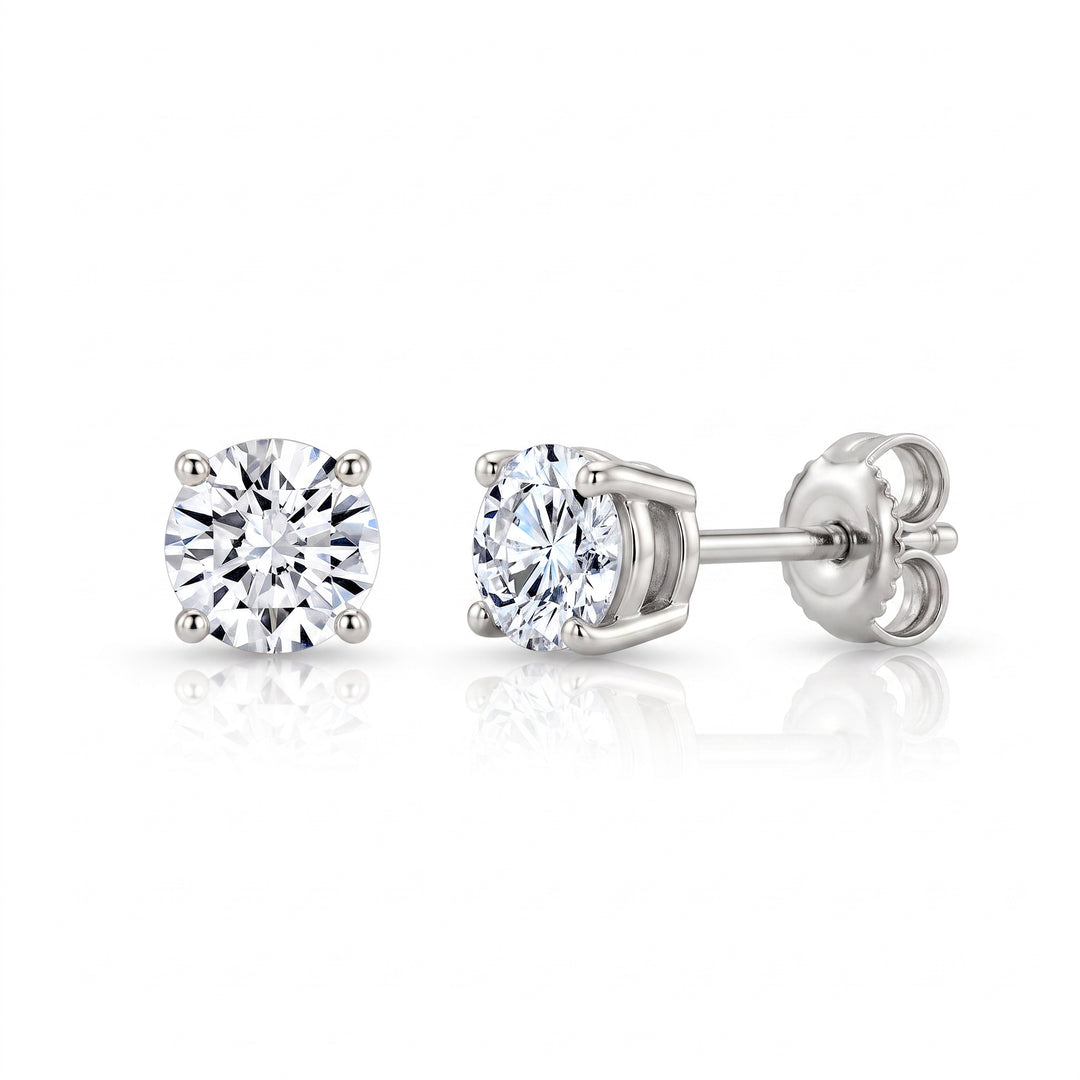 Natural 0.70 Ctw Round Cut Stud Earrings