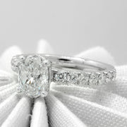 1.90 Ct. Classic Oval Cut Engagement Ring Set G Color VS2 GIA Certified