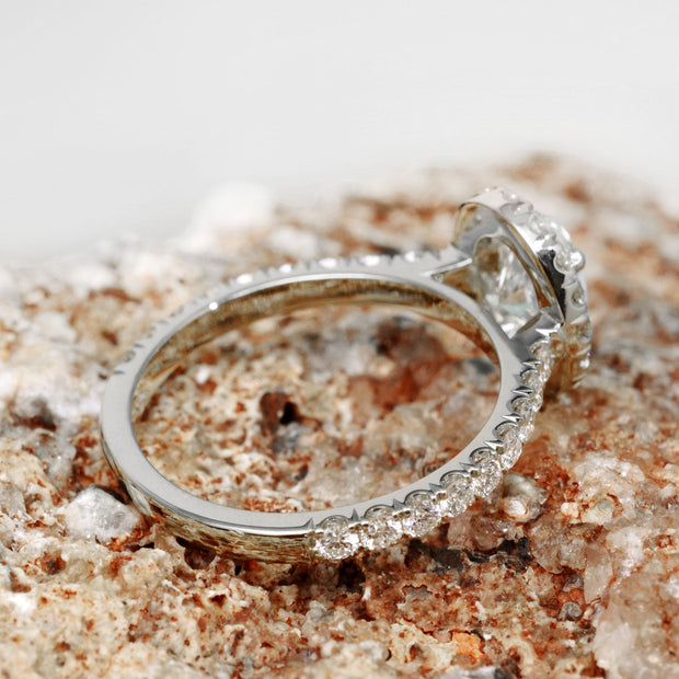 1.70 Ctw Natural Halo Oval Cut Engagement Ring GIA Certified
