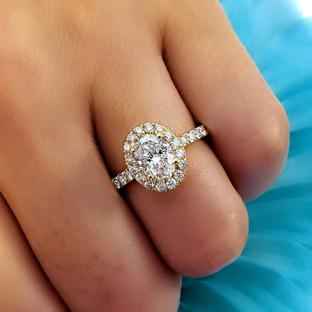 1.70 Ctw Natural Halo Oval Cut Engagement Ring GIA Certified