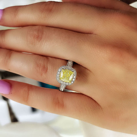 3.10 Ct. Canary Fancy Yellow Halo Cushion Cut Engagement Ring VVS1 GIA Certified
