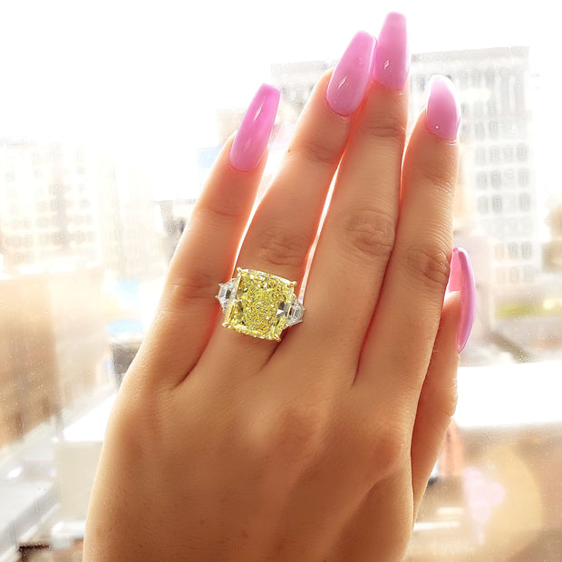 12.26 Ct. Canary Fancy Yellow Cushion & Trapezoids 3 Stone Ring VS2 GIA Certified