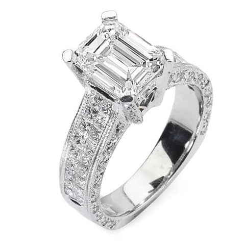 Emerald Cut w Princess Diamond Engagement Ring