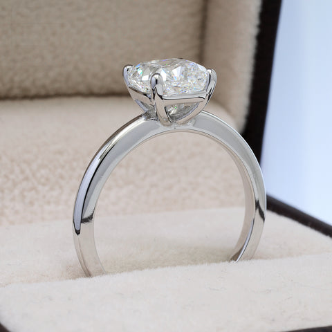 Solitaire diamond Ring Profile view