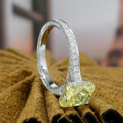 2.75 Ct. Canary Fancy Yellow Radiant Cut Engagement Ring VVS1 GIA Certified