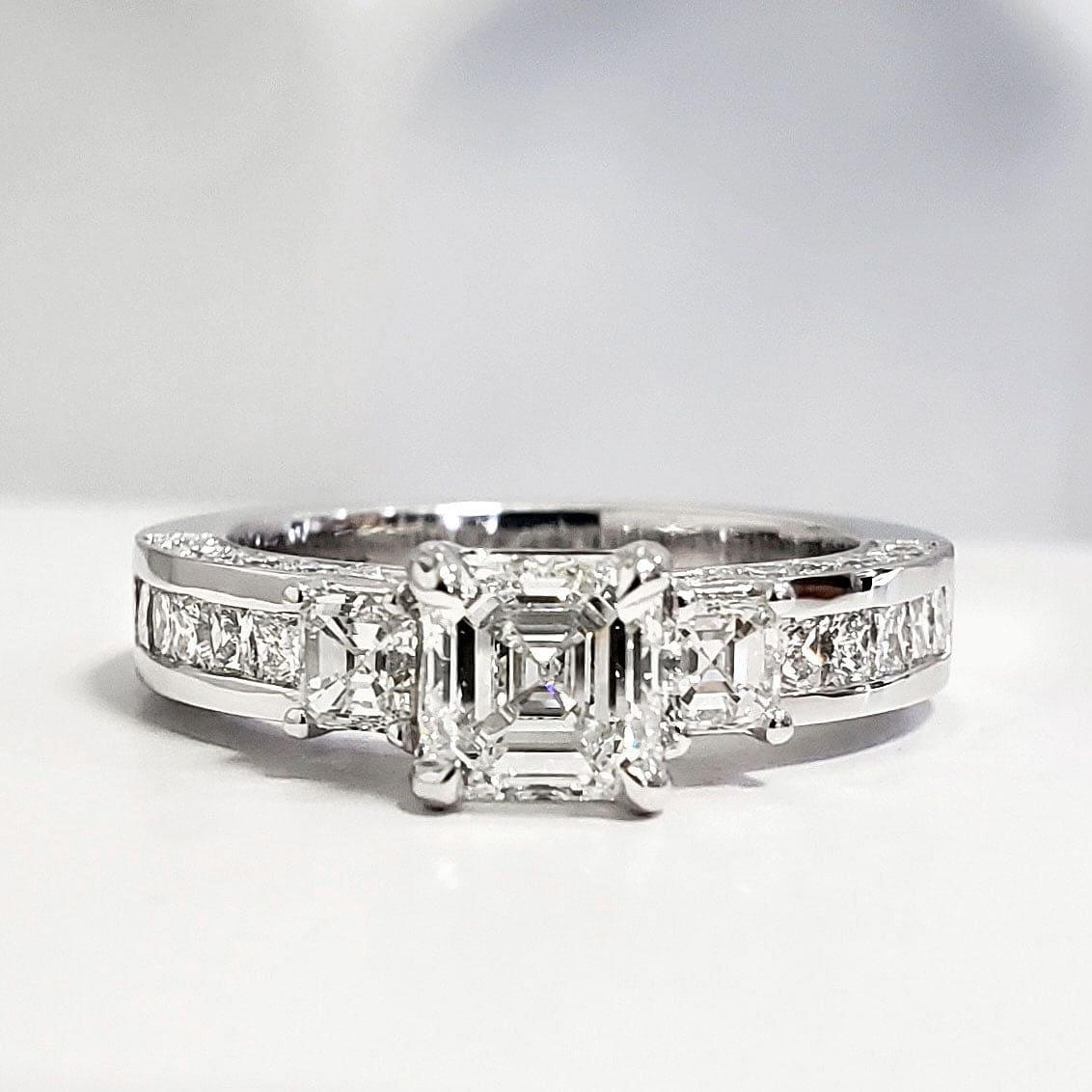 236941ctasschercut 3stoneasschergvs1egl1
