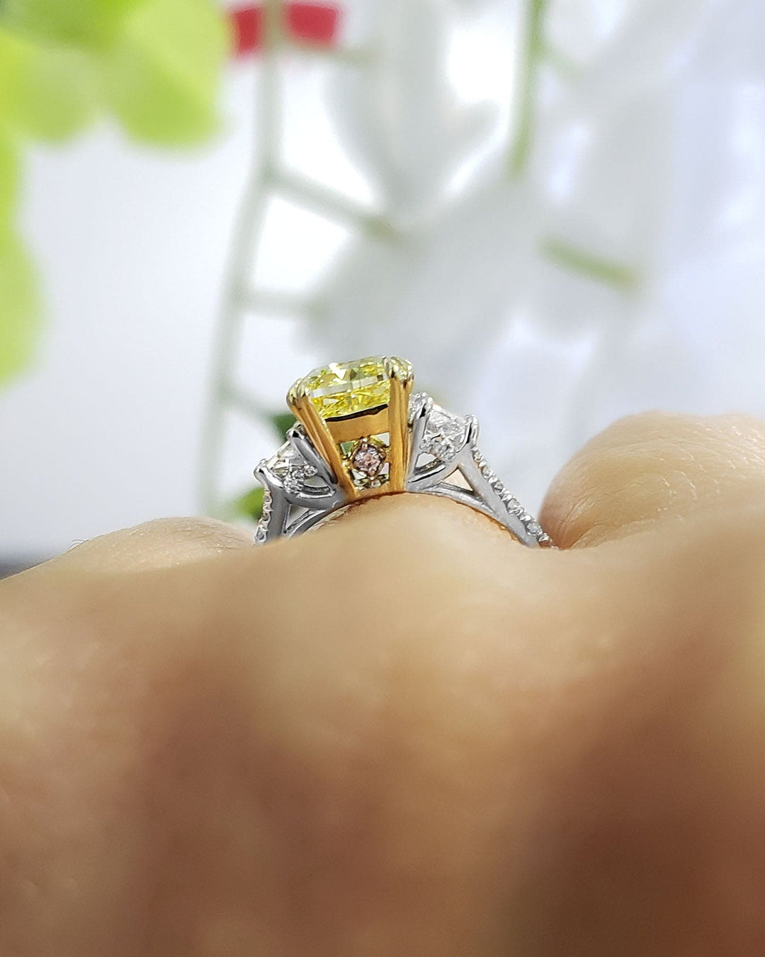 2.15 Ctw Canary Fancy Yellow Radiant Cut Ring Set VS1 GIA Certified