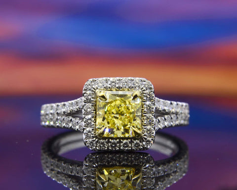 2.35 Ct. Canary Fancy Yellow Square Radiant Cut Engagement Ring VS1 GIA Certified