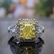 3.26 Ct Unique Canary Fancy Yellow Radiant Cut Diamond Ring VS1 GIA Certified